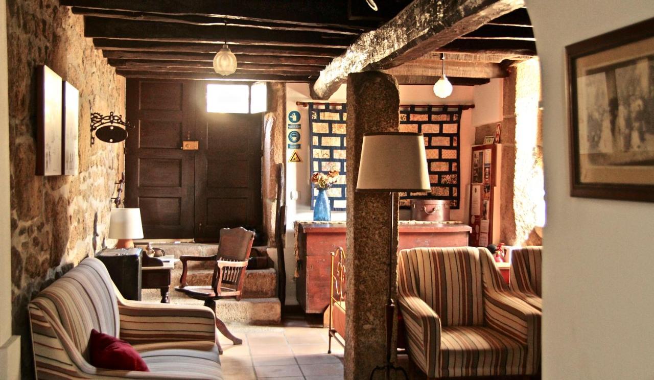 Casa Do Balcao Pension Alcains Buitenkant foto