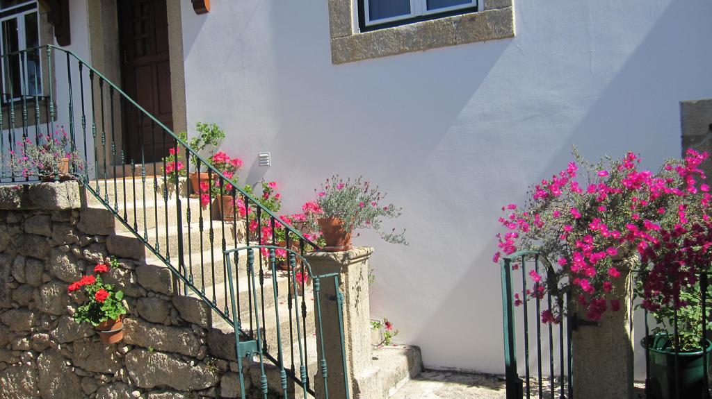 Casa Do Balcao Pension Alcains Buitenkant foto